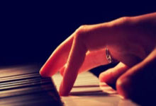 上海女排再淘宝：16岁左手主攻神似李盈莹！U18女排仍是夺冠热门.